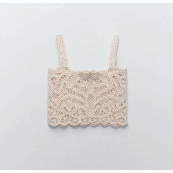 EMBROIDERED GUIPURE LACE CROP TOP LIMITED EDITION - Picture 3 of 7